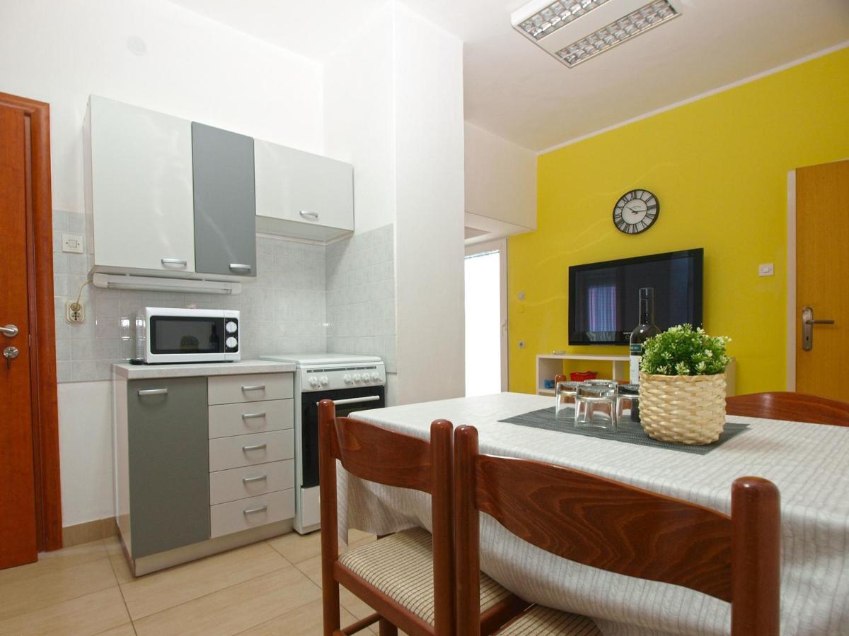 Apartments Biskupije 810 Medulin Exterior photo